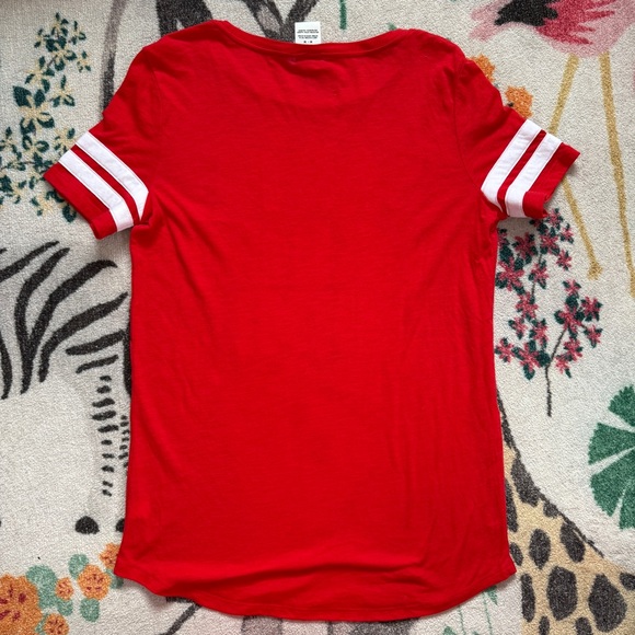 Victoria’s Secret PINK “SANTA I KNOW HIM” Sequin Christmas tee - Picture 2 of 8